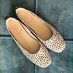 Universal Thread cheetah print shoes size 8 1/2